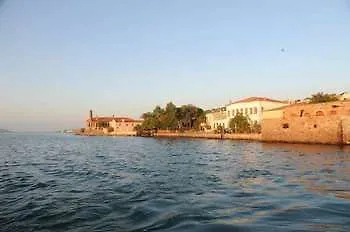 Sizmahan Hotel *