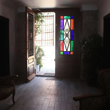 Sizmahan Hotel *